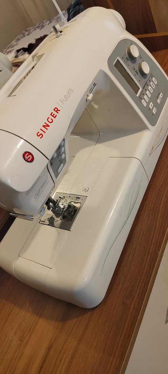 Singer Futura XL550 Bilgisayarlı Dikiş Nakış Makinesi - Görsel 4