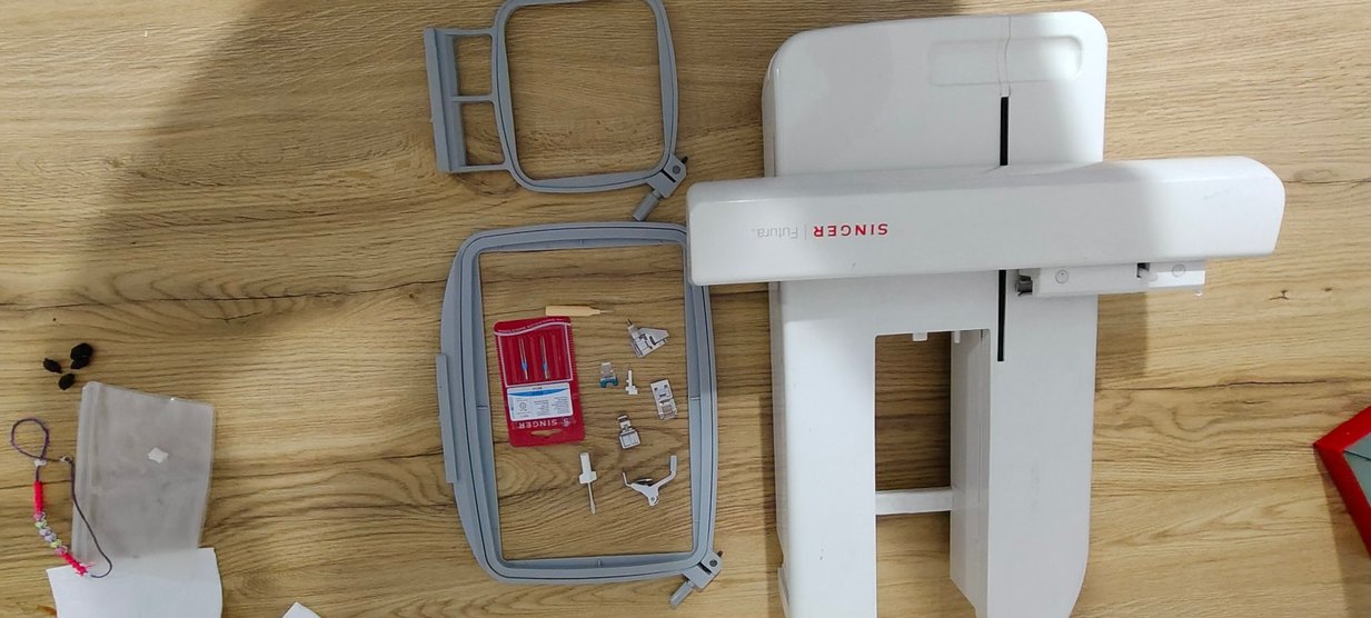 Singer Futura XL550 Bilgisayarlı Dikiş Nakış Makinesi - Görsel 2