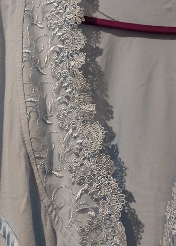 Mavi Nakışlı Uzun Kadın Sabahlık - Görsel 2