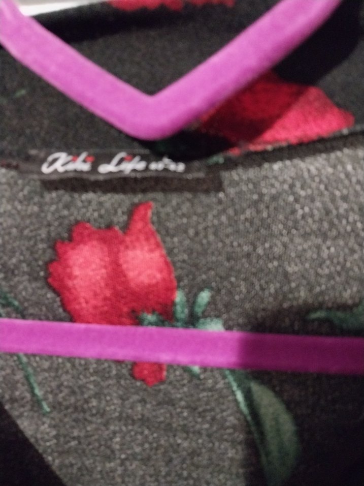 Uzun Siyah Çiçekli Piliseli Elbise 40 42 beden uyumlu. - Görsel 4