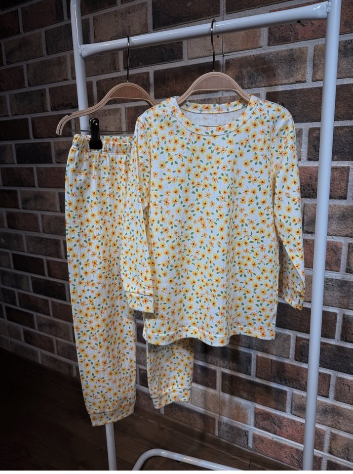 Sarı Çiçekli Bebek Kız Uzun Kollu Takım - Görsel 2