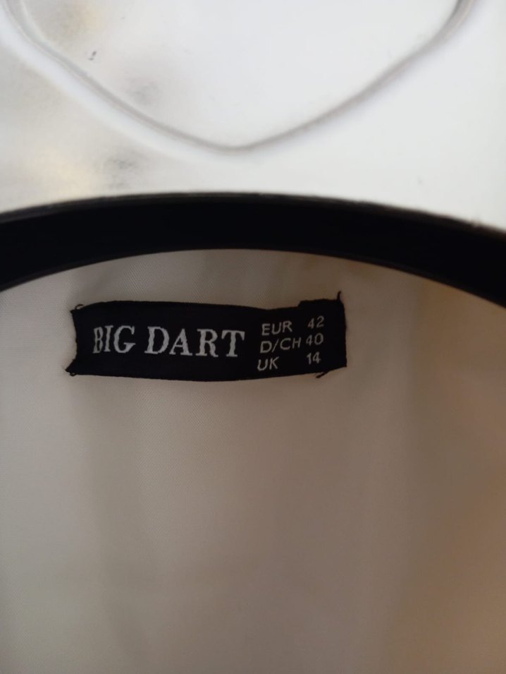 Kadın Beyaz Kürklü Midi Ceket - Görsel 4