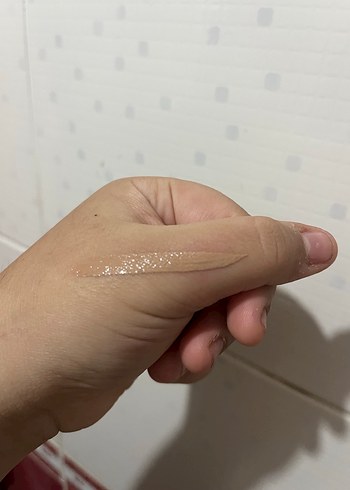 Burgundy Tonlu BB Krem SPF 50+ Medium - Görsel 6