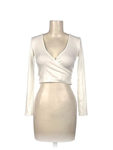 Zara Bluz %70 İndirimli.