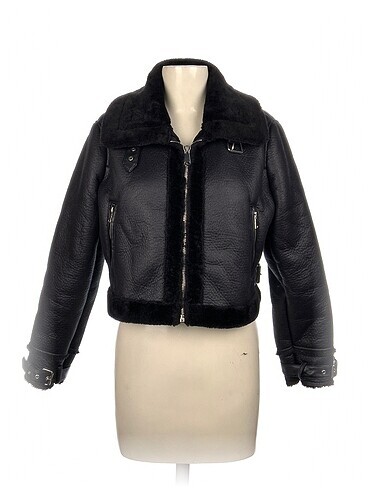 Stradivarius Kaban %70 İndirimli.