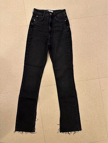 Zara Flared Jeans