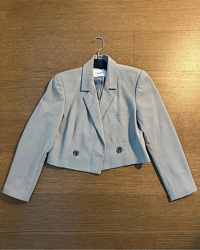 Stradivarius Crop Blazer