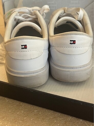 39 Beden beyaz Renk Tommy Hilfiger Sneakers
