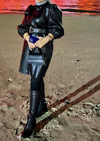 Siyah Parlak Deri Uzun Kadın Ceket Elbise Tunik - Görsel 2