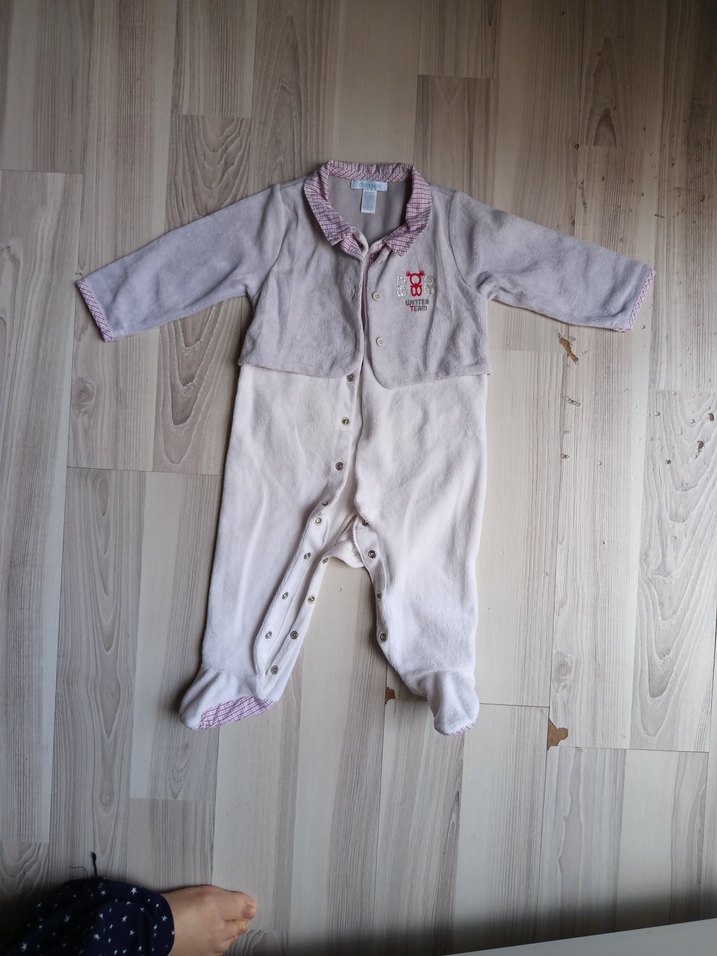 Gri Nakışlı Düğmeli Bebek Tulum - Görsel 4