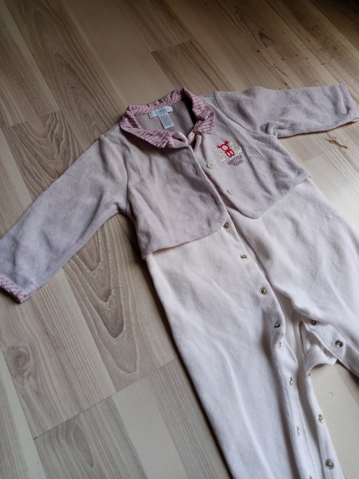 Gri Nakışlı Düğmeli Bebek Tulum - Görsel 3