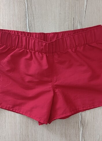 Kadın deniz sortu - Görsel 2