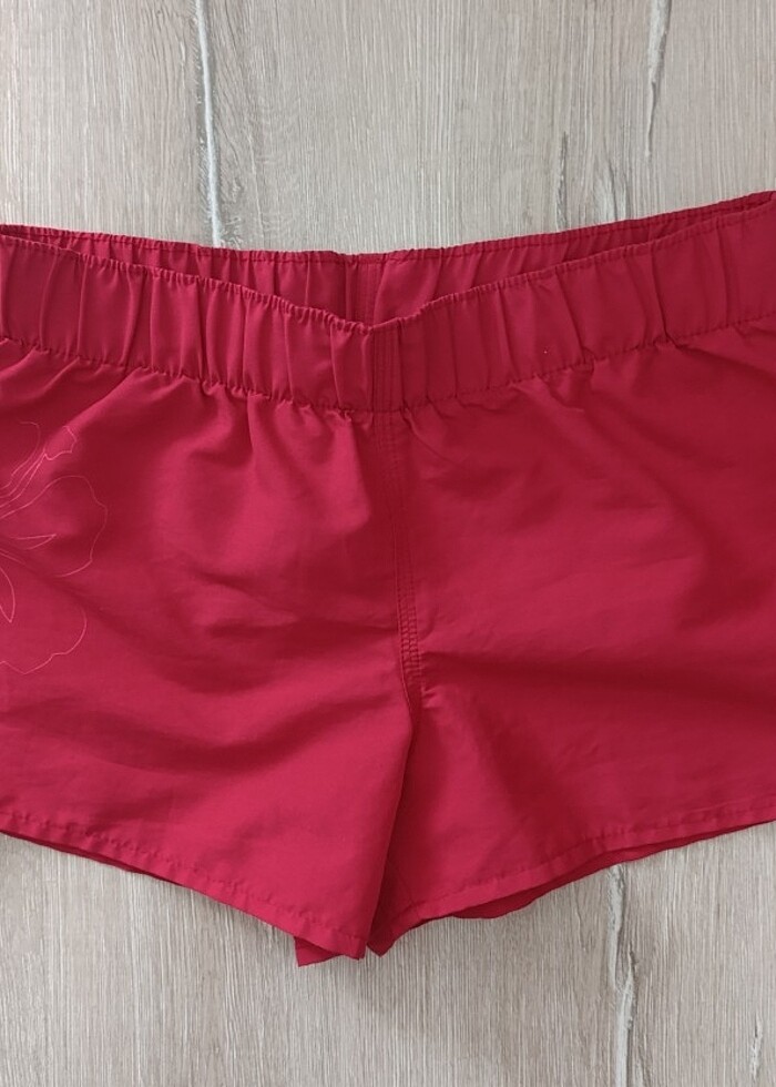 Kadın deniz sortu - Görsel 2