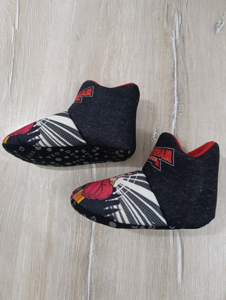 Renkli Rock Punk Erkek Çocuk Terliği - Görsel 5