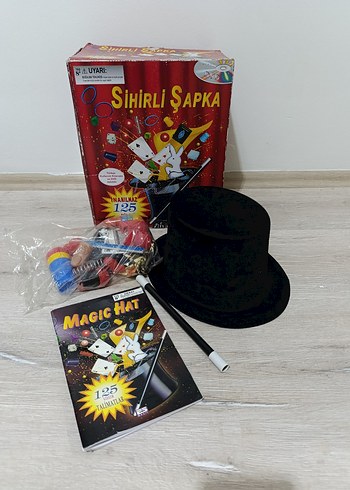 Diğer Sihirli Şapka - 125 Hileli Eğitim Oyuncağı