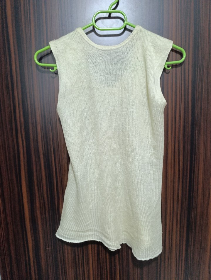 Bej Kolsuz Triko Kadın Yelek - Görsel 4