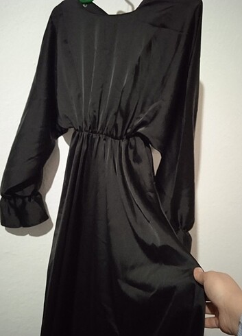 Siyah yarasa kol elbise saten 