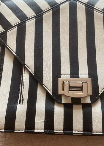 Zara Siyah Beyaz Çizgili Zara Çanta