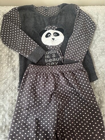 Pijama Takımı