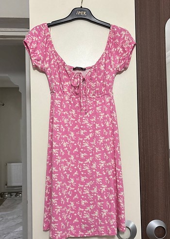 Pembe Mini Kısa Kollu Bağcıklı Elbise