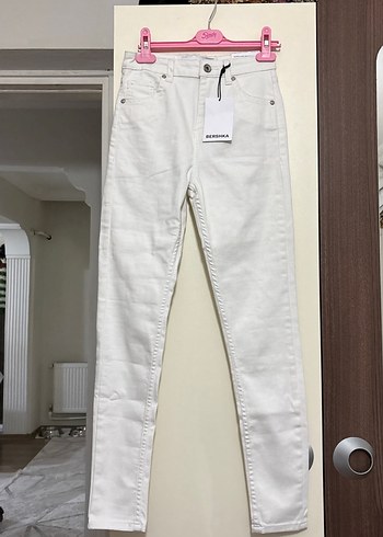 Bershka Beyaz Kadın Jean