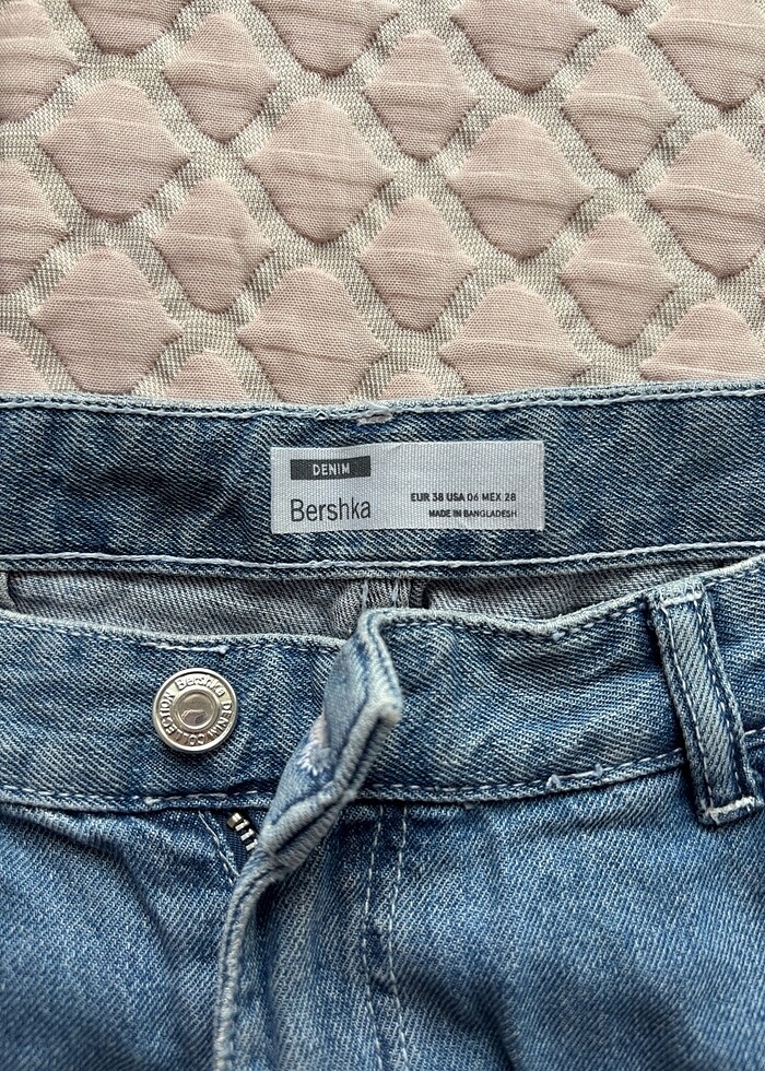 Bershka kargo pantolon - Görsel 4