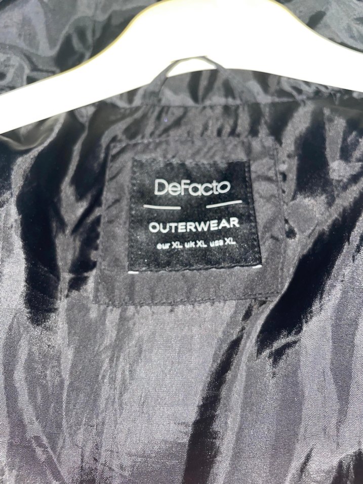 Siyah Kapüşonlu  erkek Kış Montu - Görsel 2