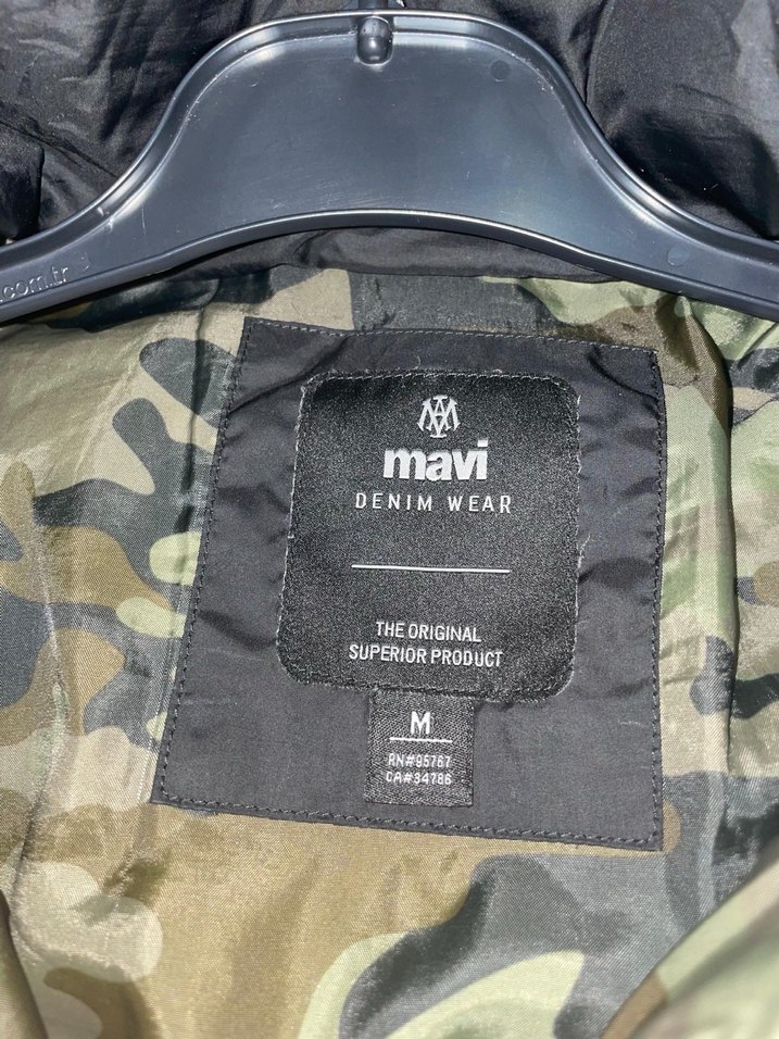 Kapüşonlu Siyah Erkek Kışlık Mont - Görsel 3