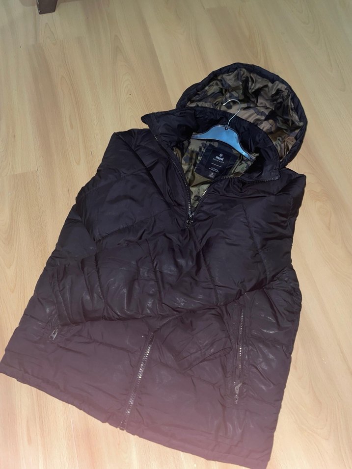 Kapüşonlu Siyah Erkek Kışlık Mont - Görsel 4