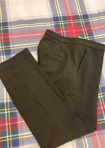 Kadın Siyah Pilili Kumaş Pantolon - Görsel 2