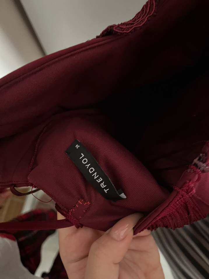 Bordo Püsküllü Midi Elbise — görsel 3/5