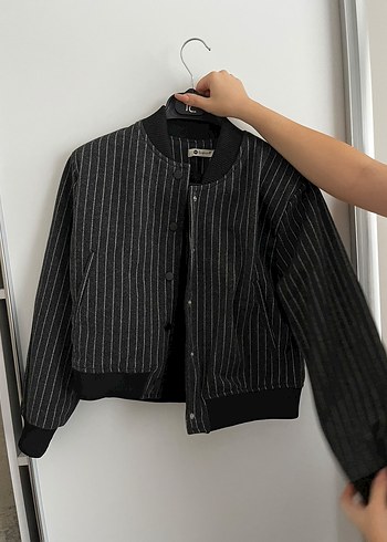Zara Siyah Cizgili Bomber Ceket