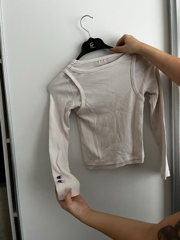 Champion Beyaz Uzun Kollu Crop Tişört — görsel 2/4