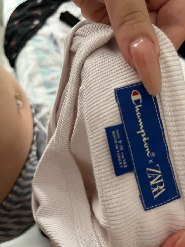 Champion Beyaz Uzun Kollu Crop Tişört — görsel 3/4