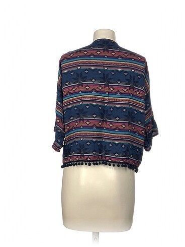 38 Beden Koton Kimono %70 İndirimli.