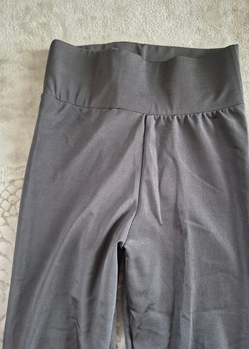 Gri Kadın Midi Tayt, Sıkı Kesim, Spor Şıklığı - Görsel 2