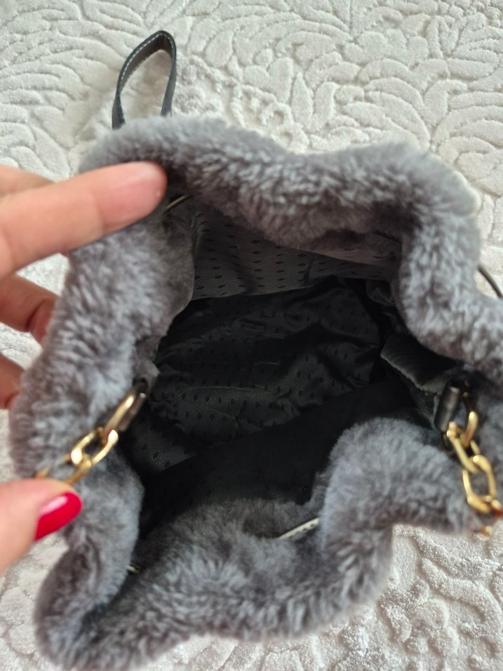 Gri Nakışlı Kadın Peluş Çanta - Görsel 5