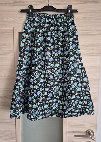 Mavi Çiçek Desenli Midi  Etek - Görsel 4