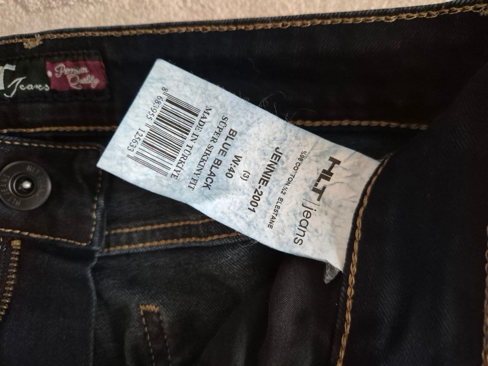 Kadın Lacivert Kemerli Bol Kesim Jean - Görsel 4