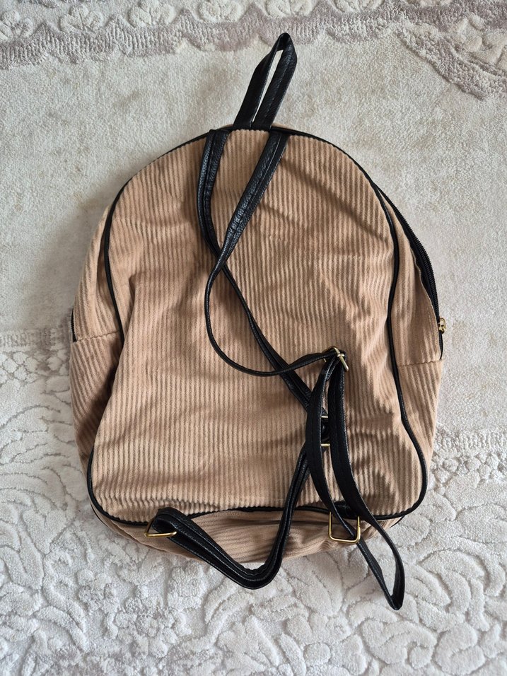 Bej Süet Fermuarlı Kadın Sırt Çantası - Görsel 3