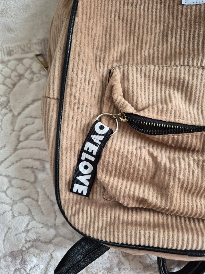 Bej Süet Fermuarlı Kadın Sırt Çantası - Görsel 2