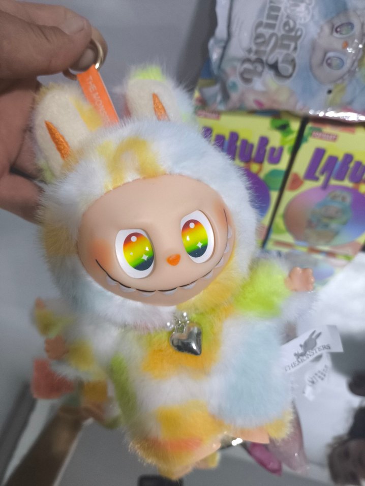 labubu kolyeli kartlı kapalı poşet kapalı kutu orjinal - Görsel 5