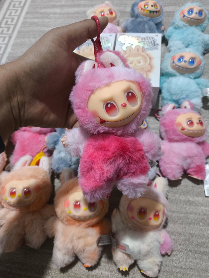 labubu orjinal kutusunda gönderilecektir - Görsel 3