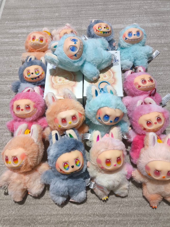 labubu orjinal kutusunda gönderilecektir - Görsel 2