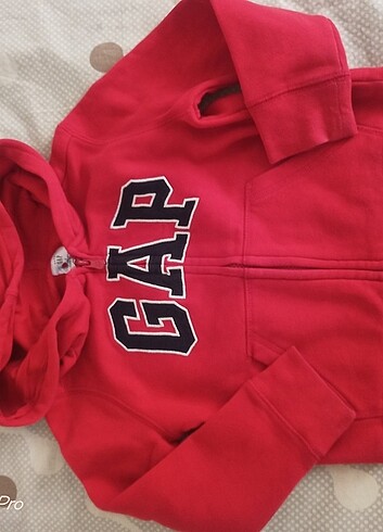 4 Yaş Beden kırmızı Renk oejınal gap sweatshirt hırka