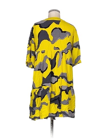 m Beden Vintage Love Kısa Elbise %70 İndirimli.
