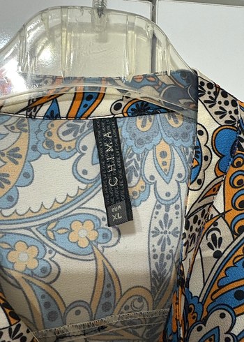 Bohem Çok Renkli Çiçekli V Yaka Gömlek - Görsel 2