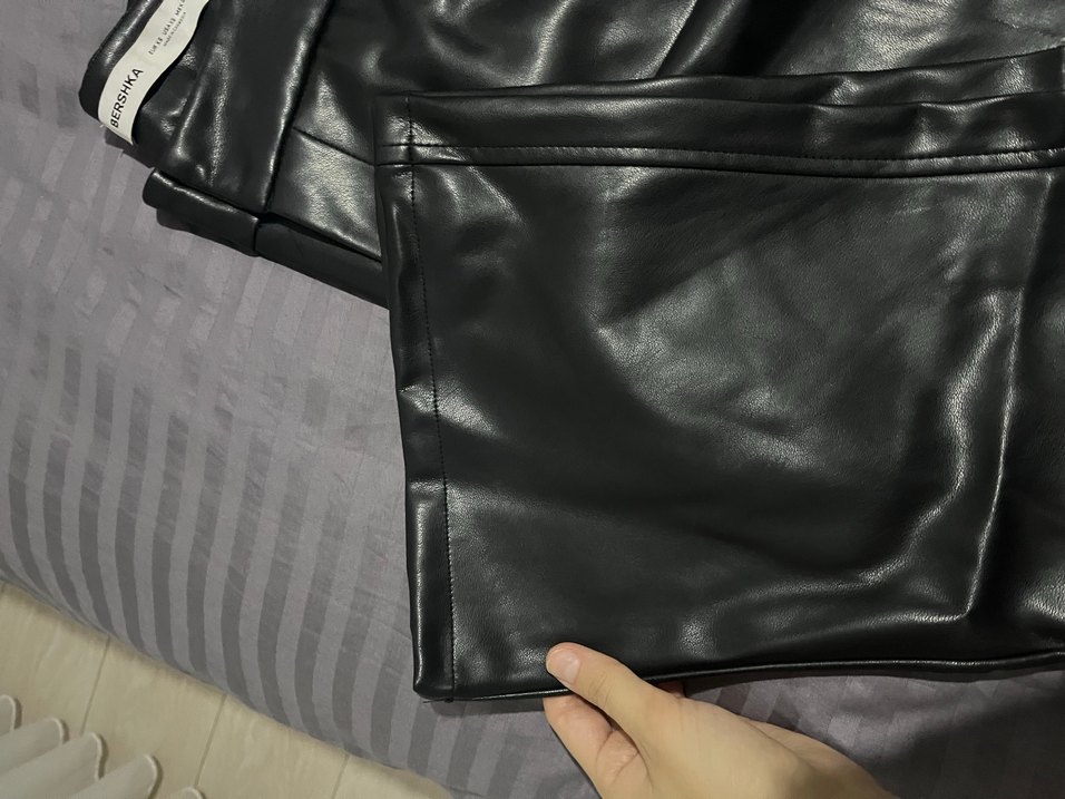 Siyah Deri Fermuarlı Pantolon - Görsel 4