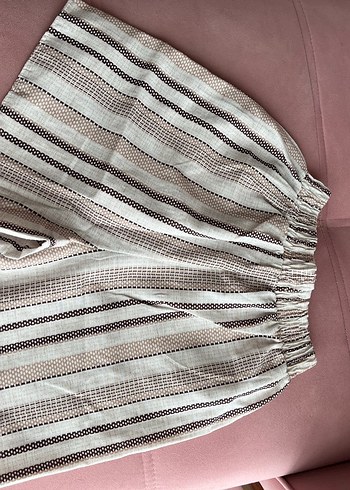 Bohem Tarzı Bej Pilili Kadın Şort - Görsel 2