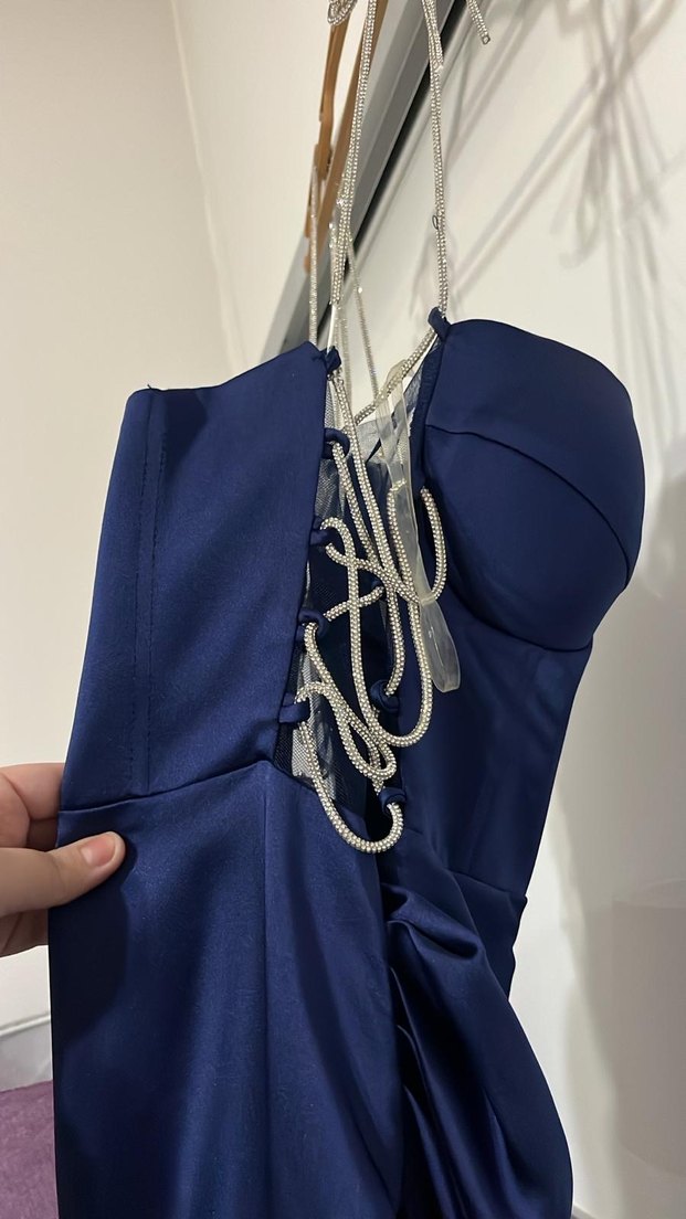 Uzun Lacivert Drapeli Straplez Abiye Elbise - Görsel 5